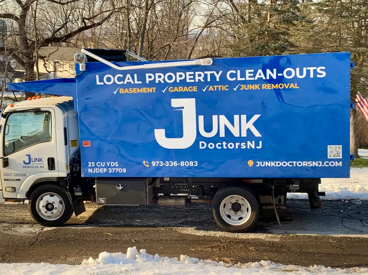 A heavy-duty Junk Doctors NJ service truck used for large appliance removal and hauling throughout North New Jersey.