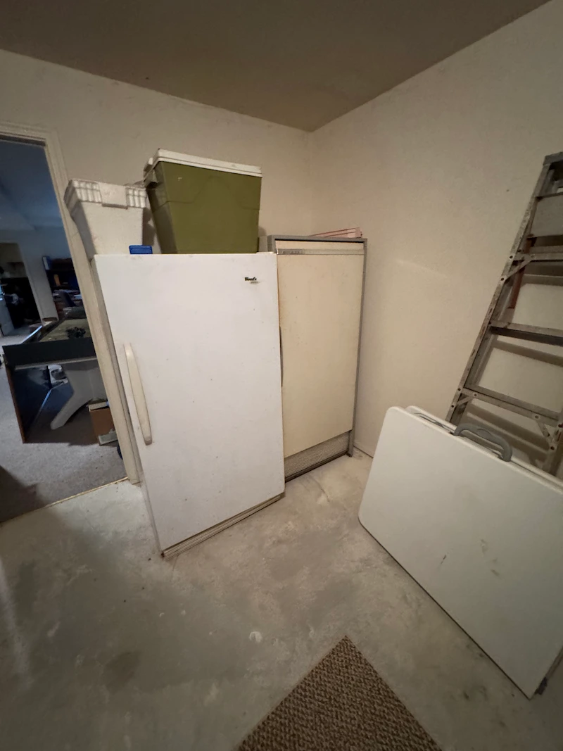Residential appliance and household items before professional removal by our JunkDoctors NJ junk hauling team.