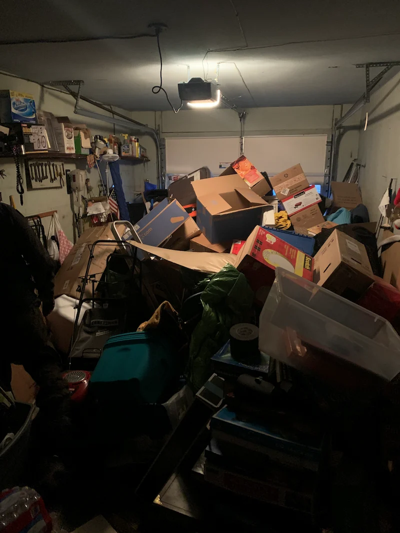 Garage before JunkDoctors cleanout